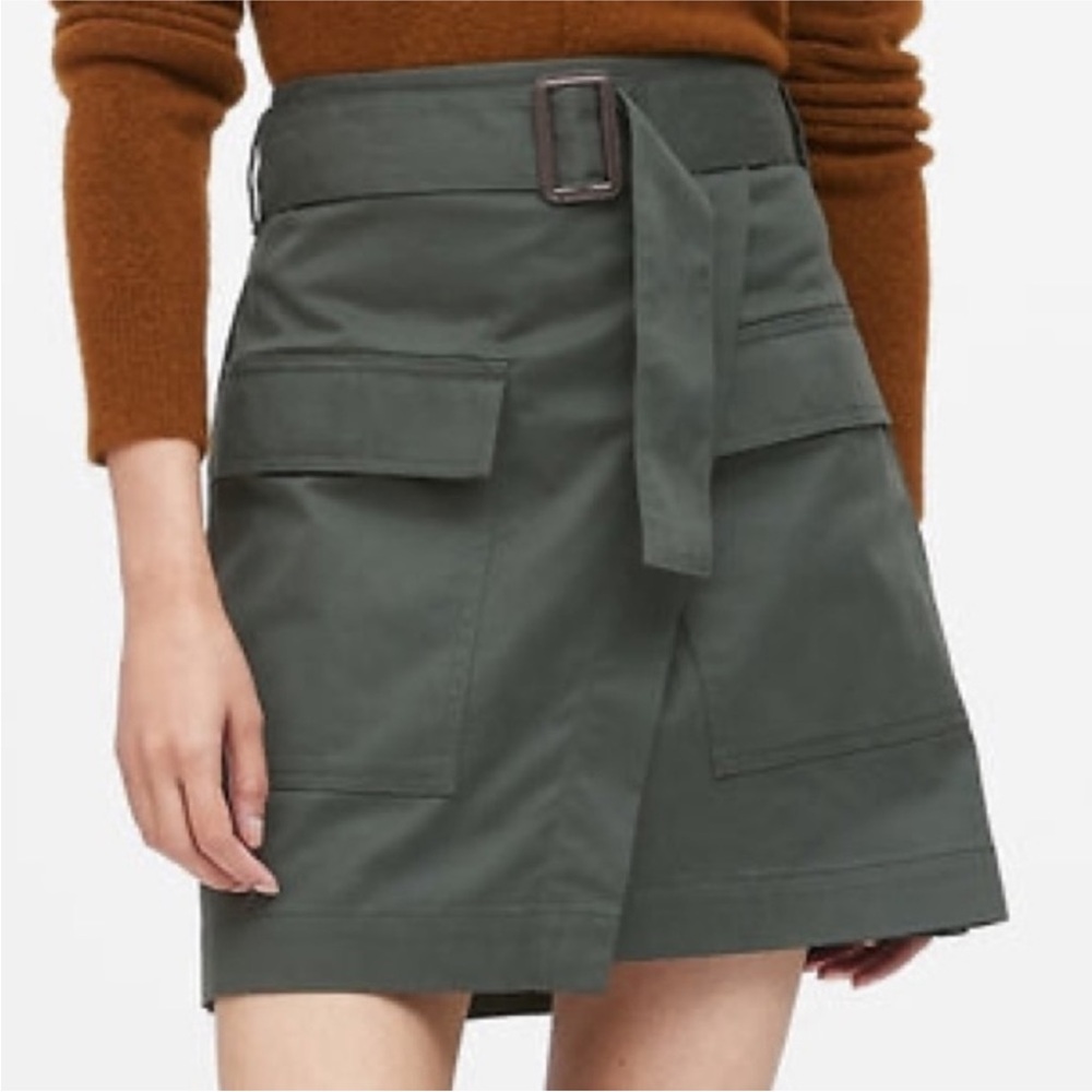 NWT Banana Republic Utility Skirt Size 10